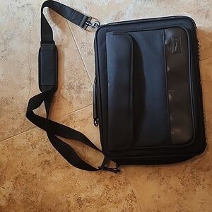 TARGUS laptop bag